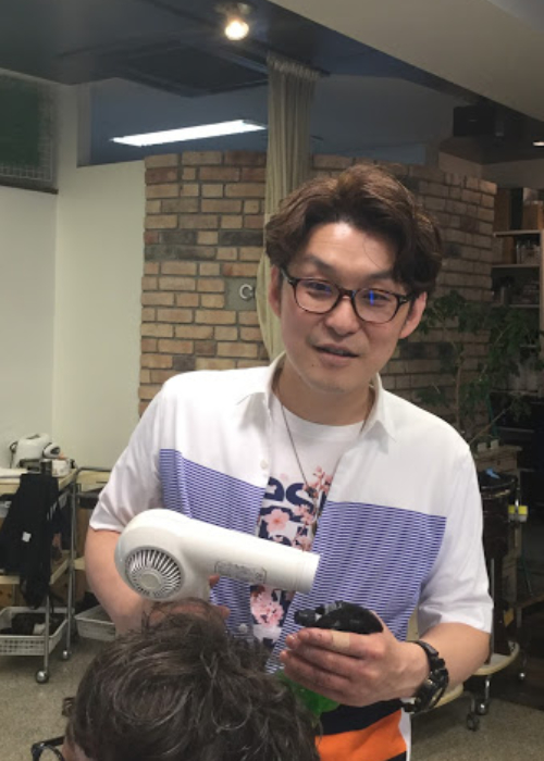 新庄 伸昭 代田橋 笹塚の美容と健康をテーマに愛され続ける美容室mixcurl ミックスカール 新庄 伸昭 代田橋 笹塚の美容と健康をテーマに愛され続ける美容室mixcurl ミックスカール